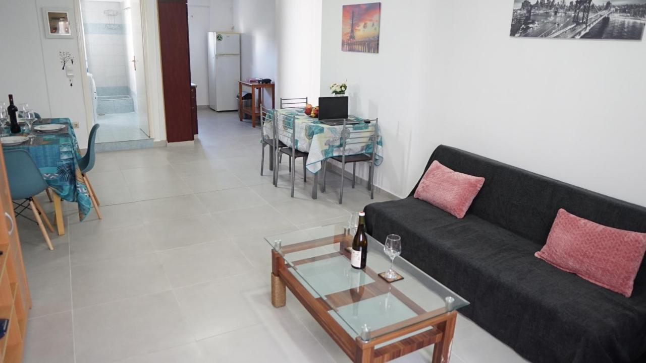 Nikolas Family Apartments Moírai Eksteriør billede